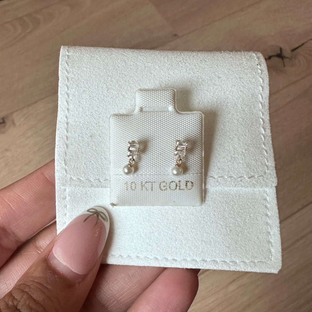 Solid 10k Gold Stud Earrings